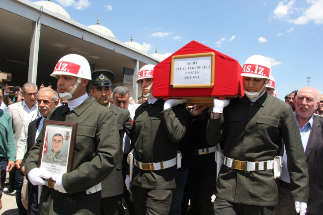 'Pençe-Kilit' şehitlerine veda