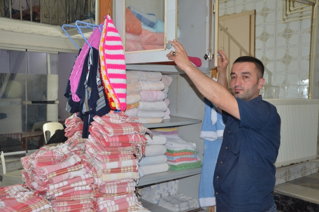 Sıcaklığın 50 dereceyi bulduğu hamamlarda zorlu ramazan mesaisi