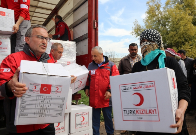 Türk Kızılayı'ndan terörden arındırılan Nasıriye Köyü'ne insani yardım