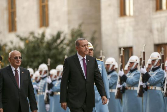 Cumhurbaşkanı Erdoğan Meclis'e geldi