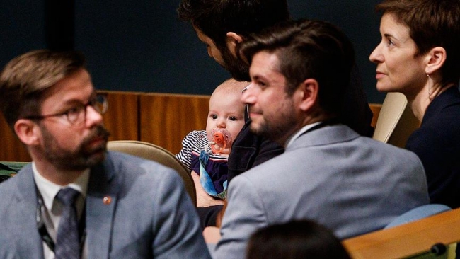 Yeni Zelanda Başbakanı Ardern BM'deki zirveye bebeğiyle geldi