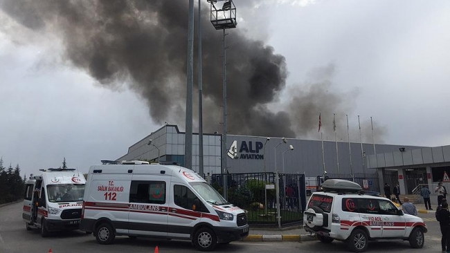 Eskişehir'de helikopter parçası üreten fabrikada yangın