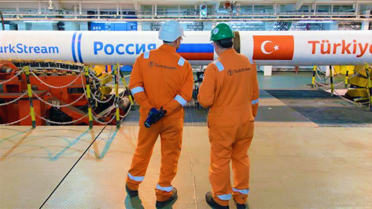 Enerji ithalatı, Türk ekonomisinin en önemli gider kalemlerinden biri olarak öne çıkıyor.
