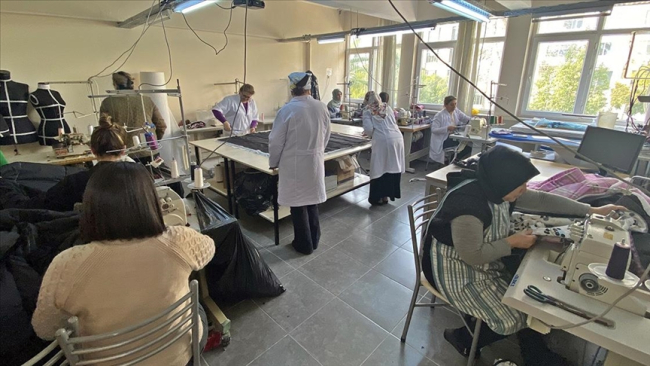 MEB, afetin yaralarını sarmak için seferber oldu