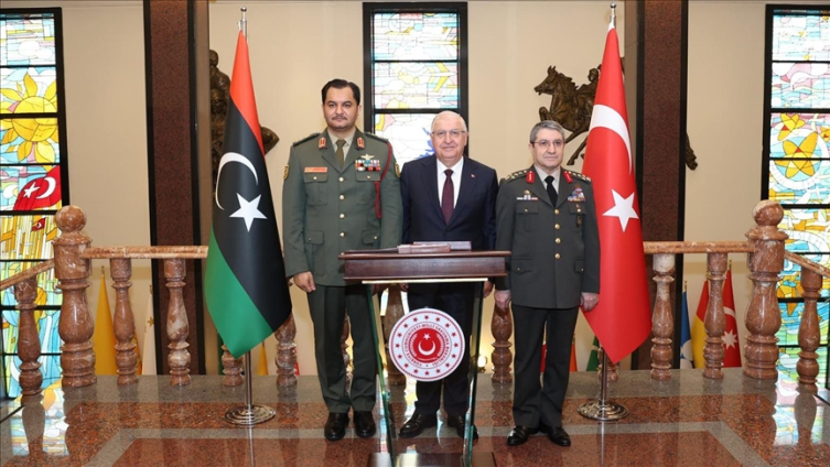 Türkiye, Trablus'un kuşatılmasında karşısında yer aldığı Libya'nın doğusundaki güçlerle yakın ilişkiler geliştiriyor. Bu ülkedeki bölünmüşliğe yapılan en büyük katkılardan biri. Fotoğraf: AA