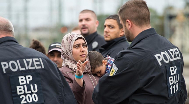 Almanya sığınmacıların hayatını zorlaştırıyor