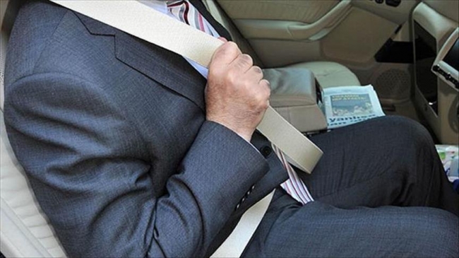 Emniyet kemeri arka koltukta da hayat kurtarıyor