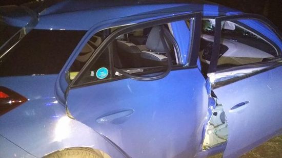 Çakmak gazı arabada bomba gibi patladı