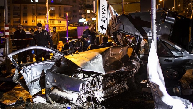 Trafik kazaları 10 yılda 50 bine yakın can aldı