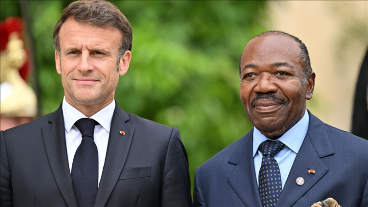 Gabon Cumhurbaşkanı Ali Bongo, Fransa Cumhurbaşkanı Emanuel Macron ile beraber. Arşiv Fotoğraf: AA