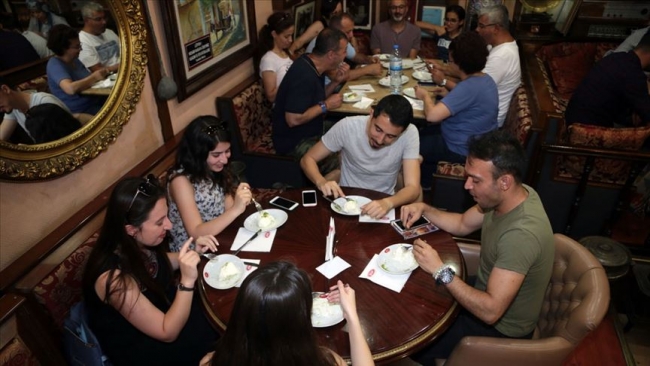 Yaz dönemi dondurma şehrine yoğun ilgi