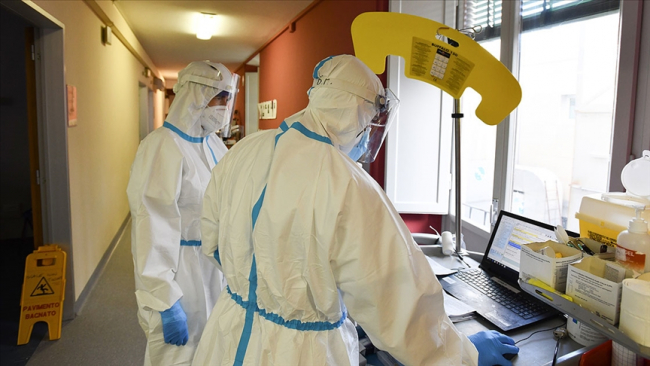 Günde ortalama 1 milyon kişi koronavirüse yakalanıyor