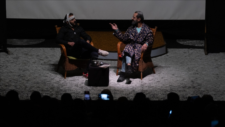 Suriye'de Esed rejiminin devrilmesinin ardından ilk ''özgür'' tiyatro oyunları sergilenmeye başladı. Fotoğraf: AA