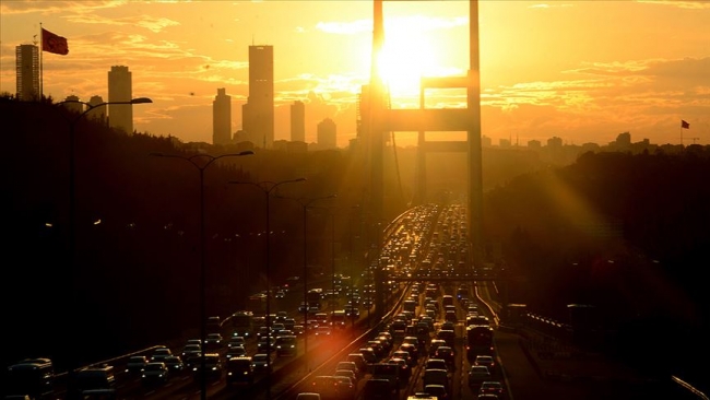 FSM Köprüsü 32 yıldır iki kıtanın trafiğini sırtlanıyor