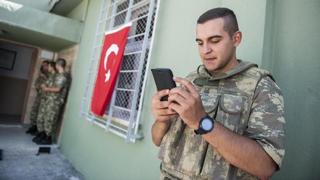 Mehmetçik sınır karakolunda bayram sevincini yaşadı