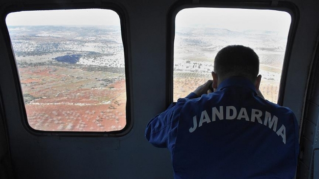 Kural ihlali yapan sürücüler helikopterle tespit edildi