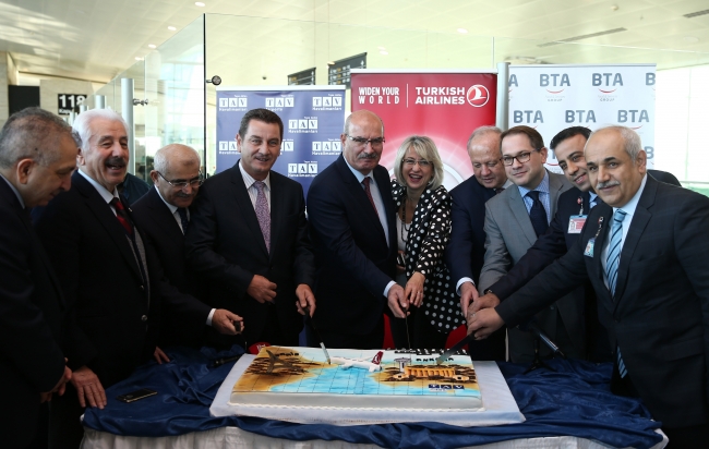 Ankara'dan Paris'e direkt uçuşlar başladı