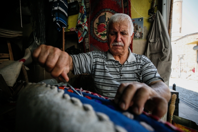 Tarihi Tire Çarşısı eski günlerini arıyor