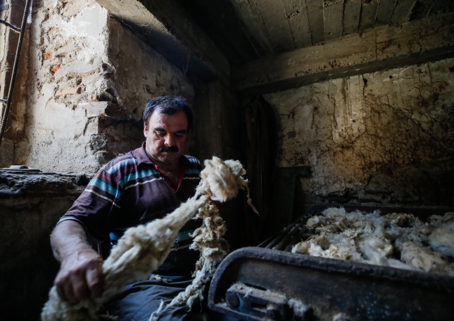 Tarihi Tire Çarşısı eski günlerini arıyor
