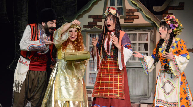 Devlet Tiyatroları çocuklara iyiliği 'Altın Kız' ile öğretecek