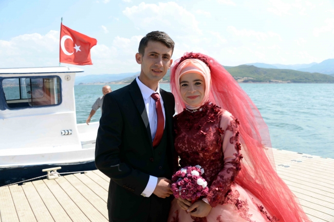 Fotoğrafçıların doğal stüdyosu 'Almus Barajı'