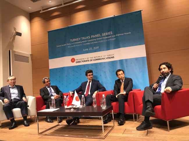 Cumhurbaşkanlığı İletişim Başkanlığından Tokyo'da Türkiye paneli