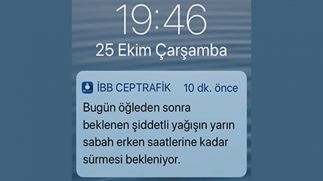 İstanbul'da beklenen yağmur başladı