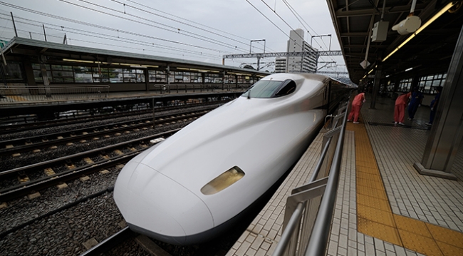 Japonya en hızlı "mermi tren"i test ediyor