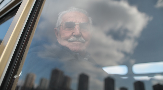 Troleybüs, İstanbul için nostalji, onun için direksiyonda geçen yılların anıları demek