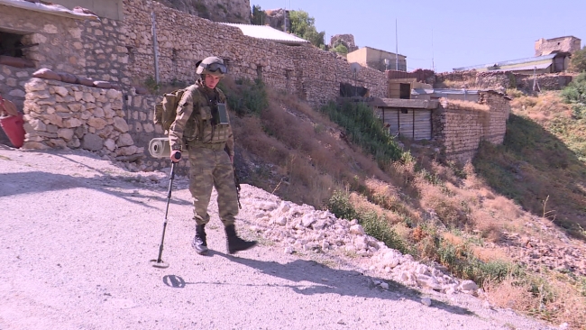 Mehmetçik Gabar’da 24 saat nöbette