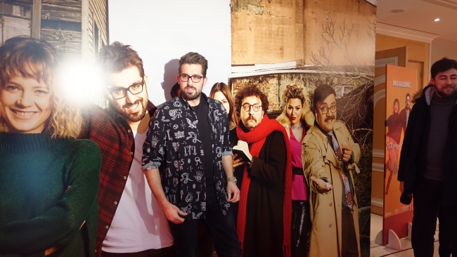 TRT 1'in eğlenceli dizisi 'Tutunamayanlar' izleyiciyle buluştu