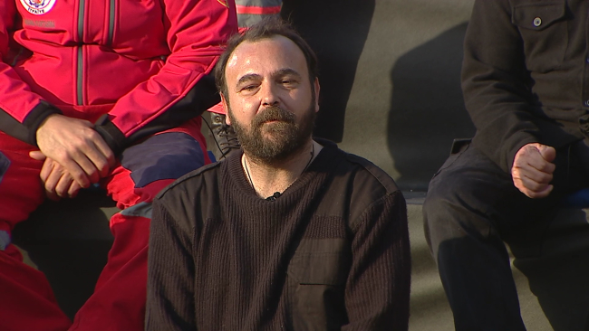 TRT dizilerinin oyuncuları 'Asrın felaketi'nin kahramanları ile bir araya geldi