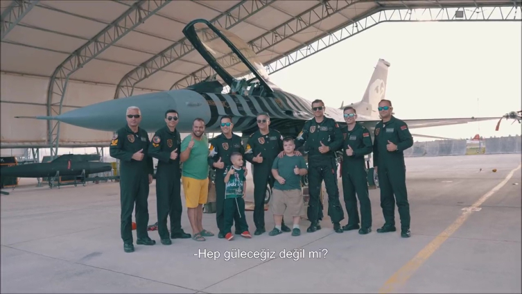 Minik Can'ın SOLOTÜRK hayali gerçek oldu