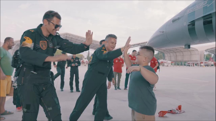 Minik Can'ın SOLOTÜRK hayali gerçek oldu