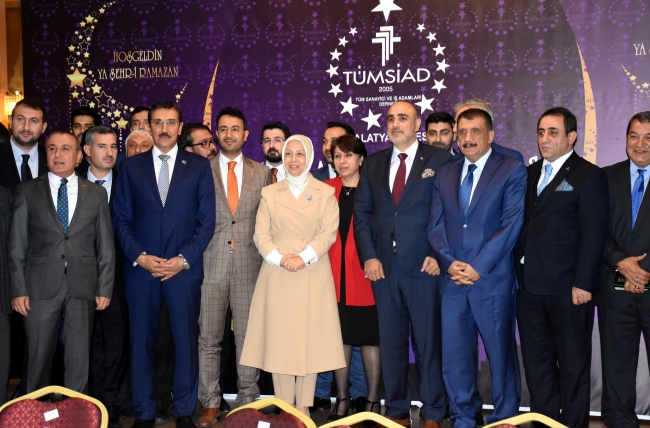 Gümrük ve Ticaret Bakanı Tüfenkci: Aldığımız tedbirlerle dövizdeki oyunu bozuyoruz