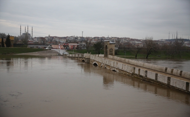 Tunca Nehri’nin taşkın alanı genişledi