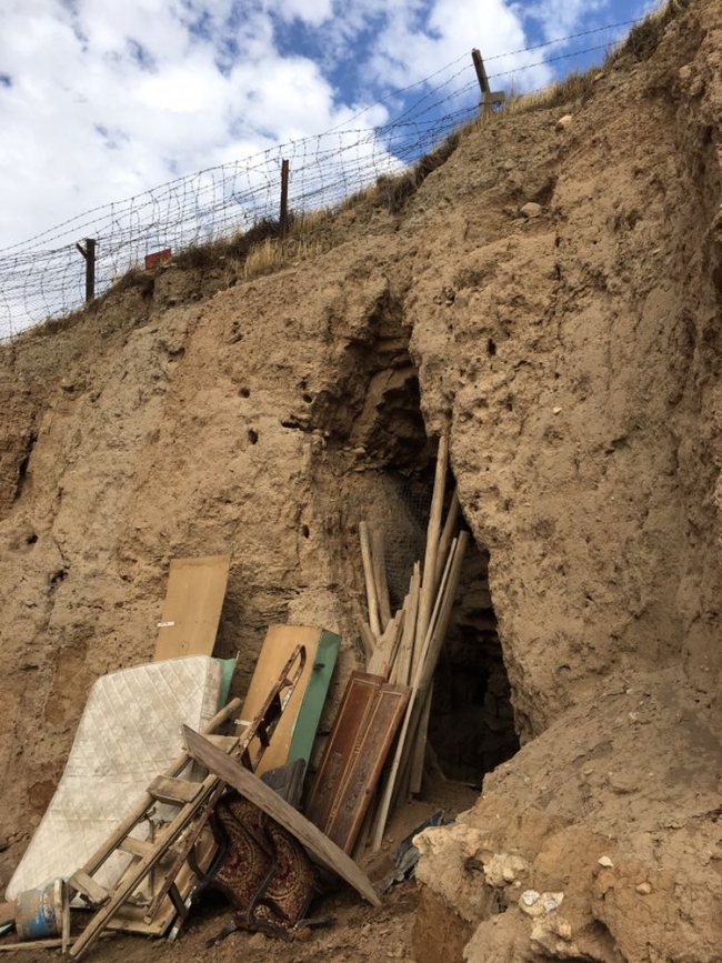 Mardin'de bir evde 7 metre uzunluğunda tünel bulundu