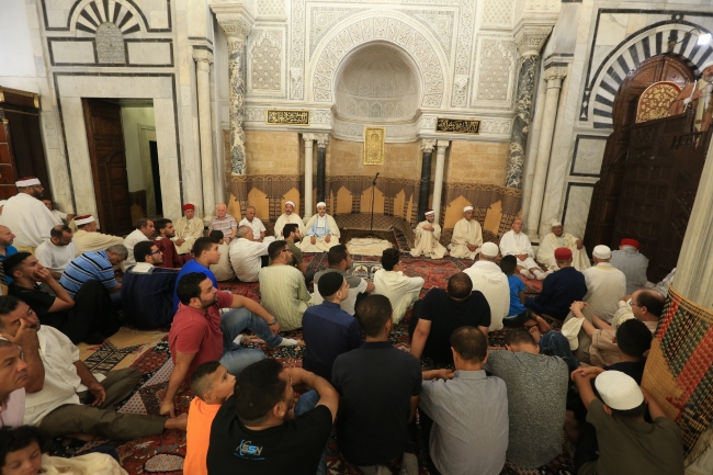 İslam dünyası bayram namazında buluştu