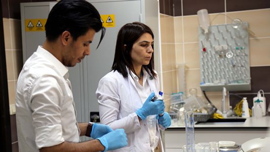 Türk bilim insanları yenilebilir gıda ambalajı üretti