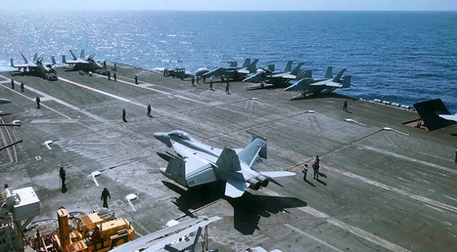 ABD uçak gemisi ihtilaflı sularda