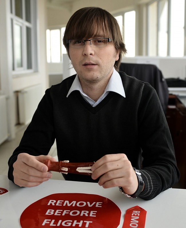 Uçak bakım parçalarının yerlisini ucuza üretti