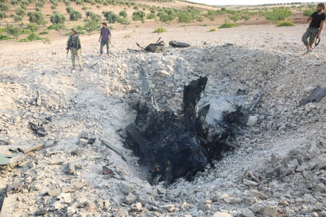 İdlib'de Esed rejimine ait savaş uçağı düşürüldü