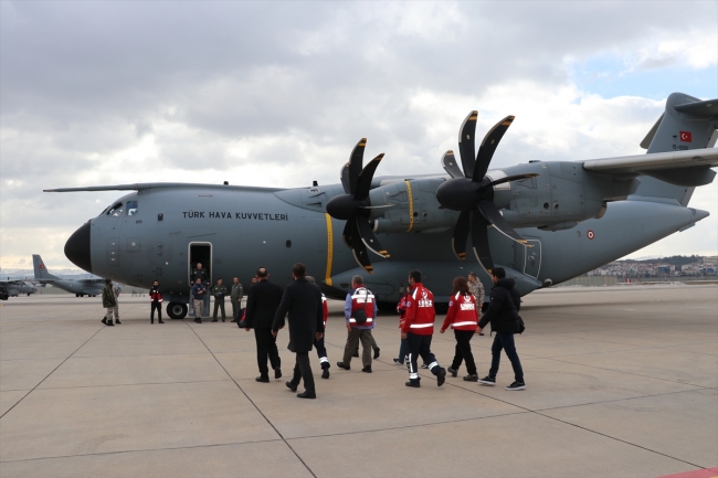 Fotoğraf: Çin'den 34 Türk vatandaşını yurda getirecek uçak görüntülendi.