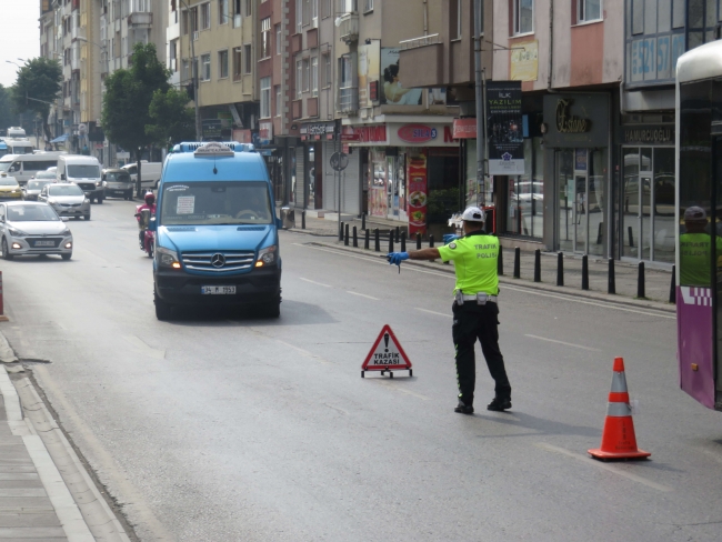 Ümraniye'de toplu taşımada maske denetimi