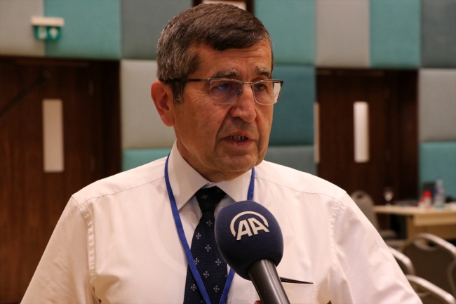 "Un ihracatındaki birinciliğin ekonomiye büyük katkısı var"