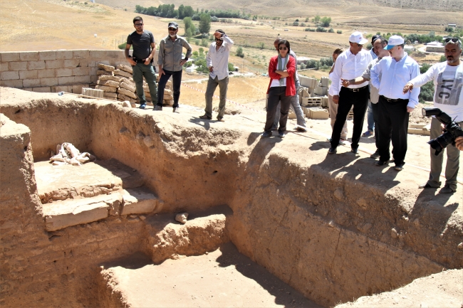 Van'daki Urartu kazıları tarihe ışık tutuyor