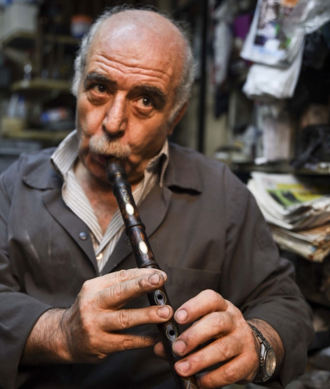 Gaziantepli ustanın zurnaları kurumuş kayısı ağaçlarından