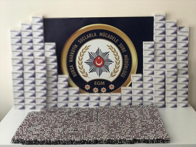 Bursa merkezli operasyonda 430 bin uyuşturucu hap ele geçirildi