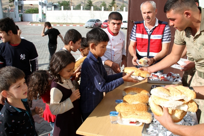 Van'da 145 göçmen yakalandı