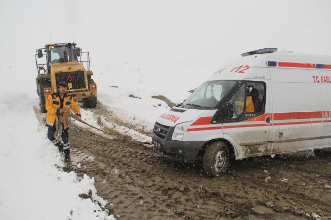 Van'da rahatsızlanan hastaya 5 saatte ulaşıldı